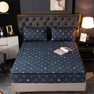 Mattress/Bed Cover Skin-Friendly Protective Waterproof bed cover